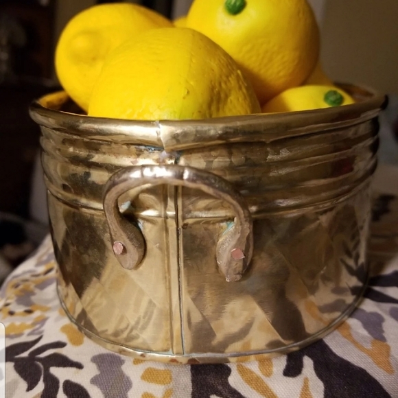 Vtg brass vase holder - Picture 5 of 12